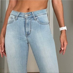 High Waisted Levi Jeans